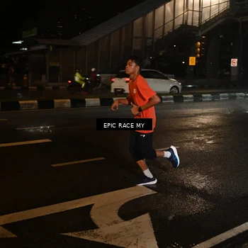 Runner Photo 7707169