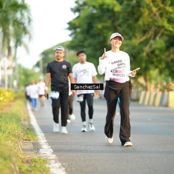 Runner Photo 7707191