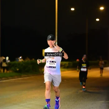 Runner Photo 7707206