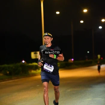Runner Photo 7707210