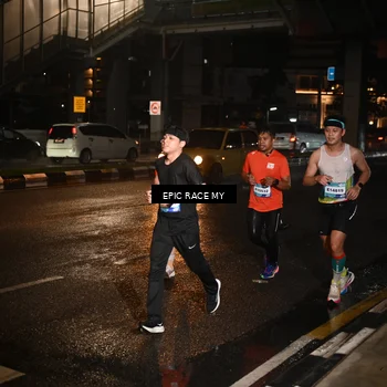 Runner Photo 7707216