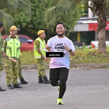 Runner Photo 7707217