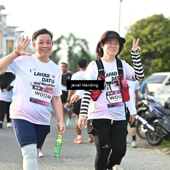 Runner Photo 7707222