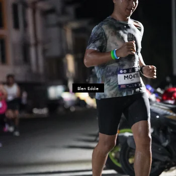 Runner Photo 7707244