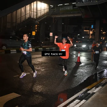 Runner Photo 7707254