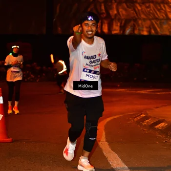 Runner Photo 7707264
