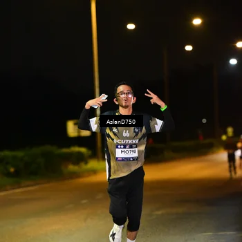 Runner Photo 7707268