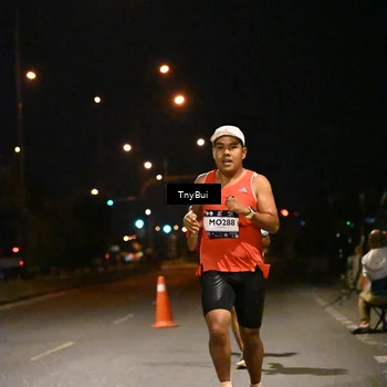 Runner Photo 7707280