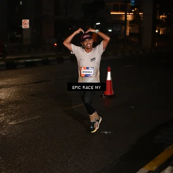 Runner Photo 7707286