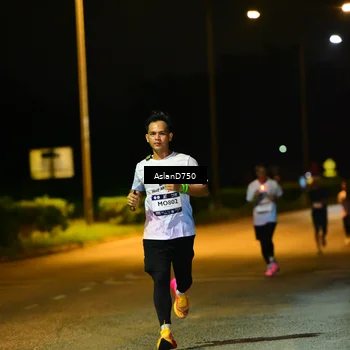 Runner Photo 7707287