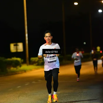 Runner Photo 7707293