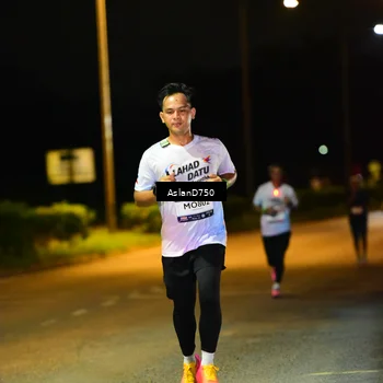 Runner Photo 7707299