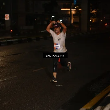 Runner Photo 7707305