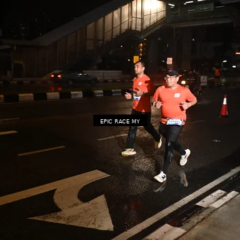 Runner Photo 7707311