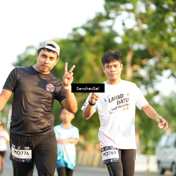 Runner Photo 7707314