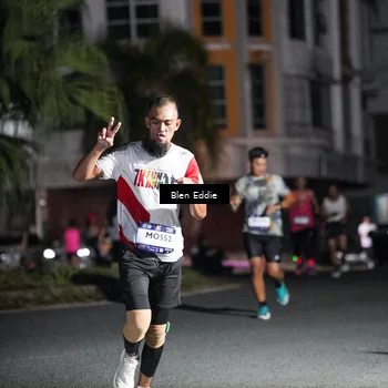 Runner Photo 7707316