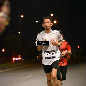 Runner Photo 7707322