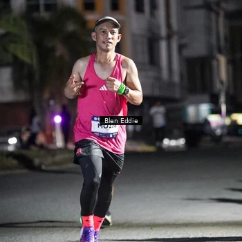 Runner Photo 7707325