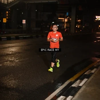 Runner Photo 7707331