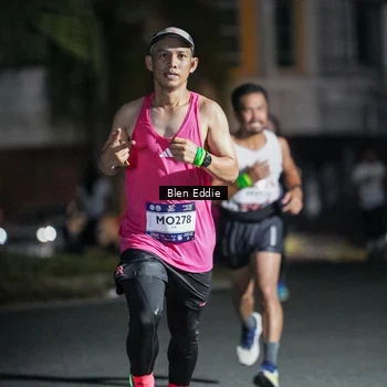 Runner Photo 7707332