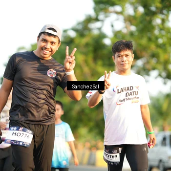 Runner Photo 7707337