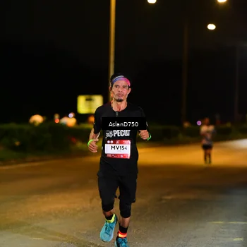 Runner Photo 7707352