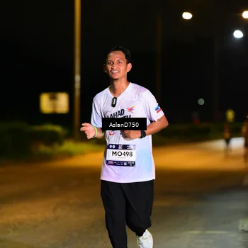 Runner Photo 7707353