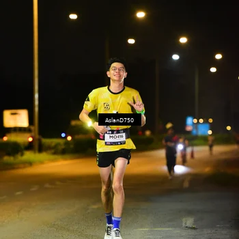 Runner Photo 7707373