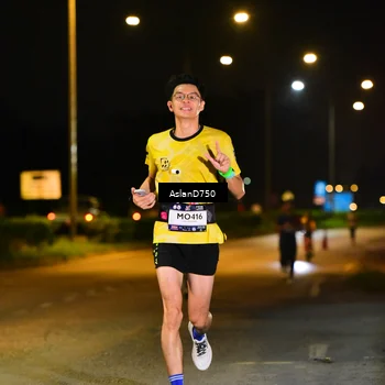 Runner Photo 7707377
