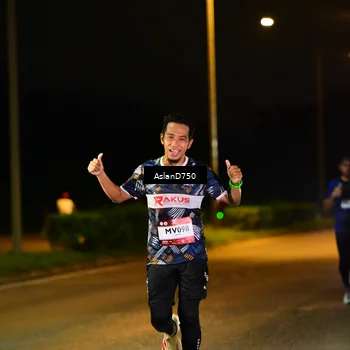Runner Photo 7707382