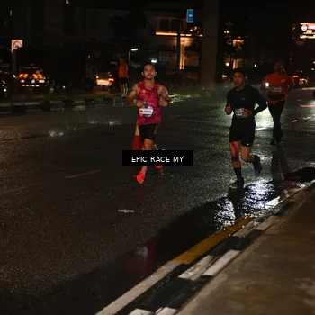 Runner Photo 7707383
