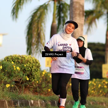 Runner Photo 7707392