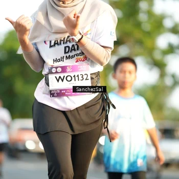Runner Photo 7707394
