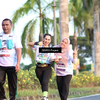 Runner Photo 7707398