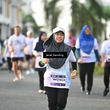 Runner Photo 7707402