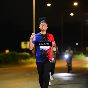 Runner Photo 7707411