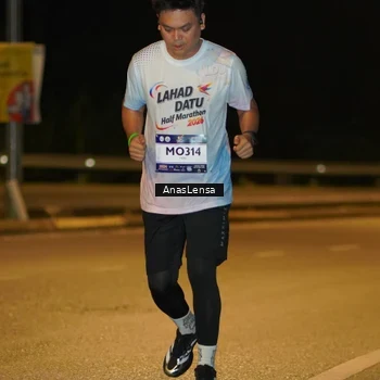 Runner Photo 7707427