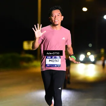 Runner Photo 7707431