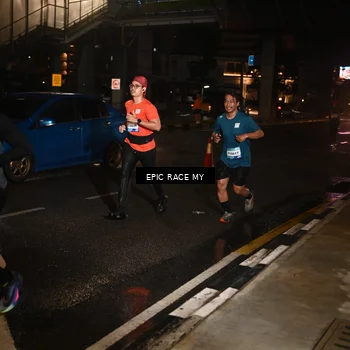 Runner Photo 7707434