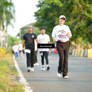 Runner Photo 7707461