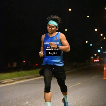 Runner Photo 7707464