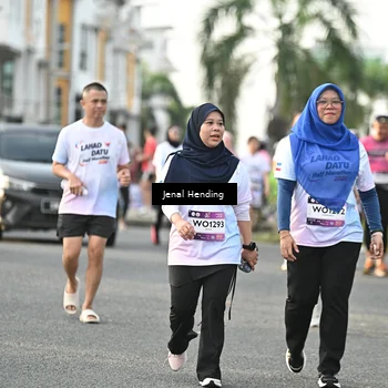 Runner Photo 7707468
