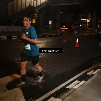 Runner Photo 7707476