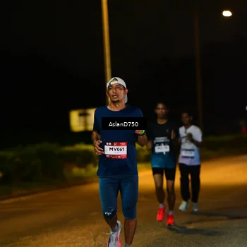 Runner Photo 7707482
