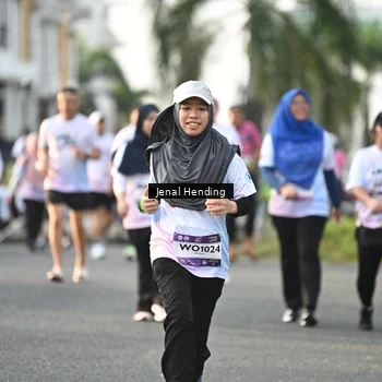 Runner Photo 7707510