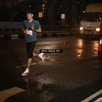 Runner Photo 7707515