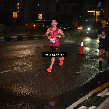 Runner Photo 7707521