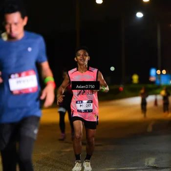 Runner Photo 7707523