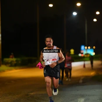 Runner Photo 7707526