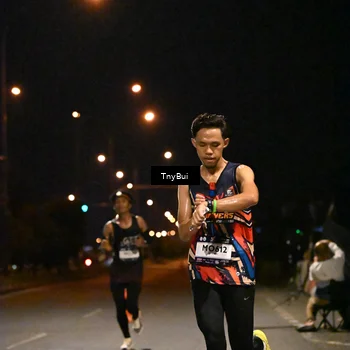 Runner Photo 7707530